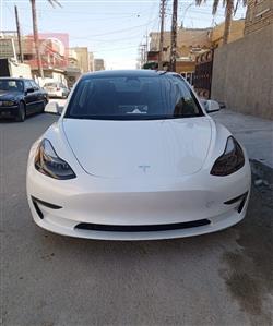 تسلا موديل 3